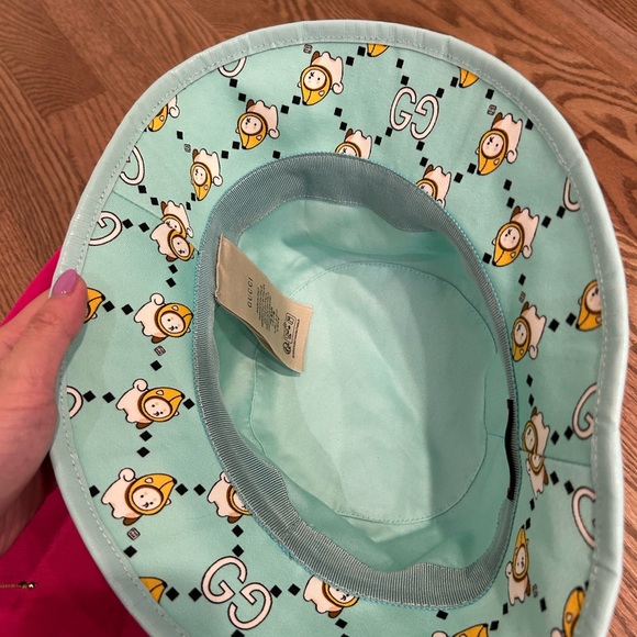 NWOT Gucci GG animal Print kawaii Bucket Hat - Picture 5 of 9